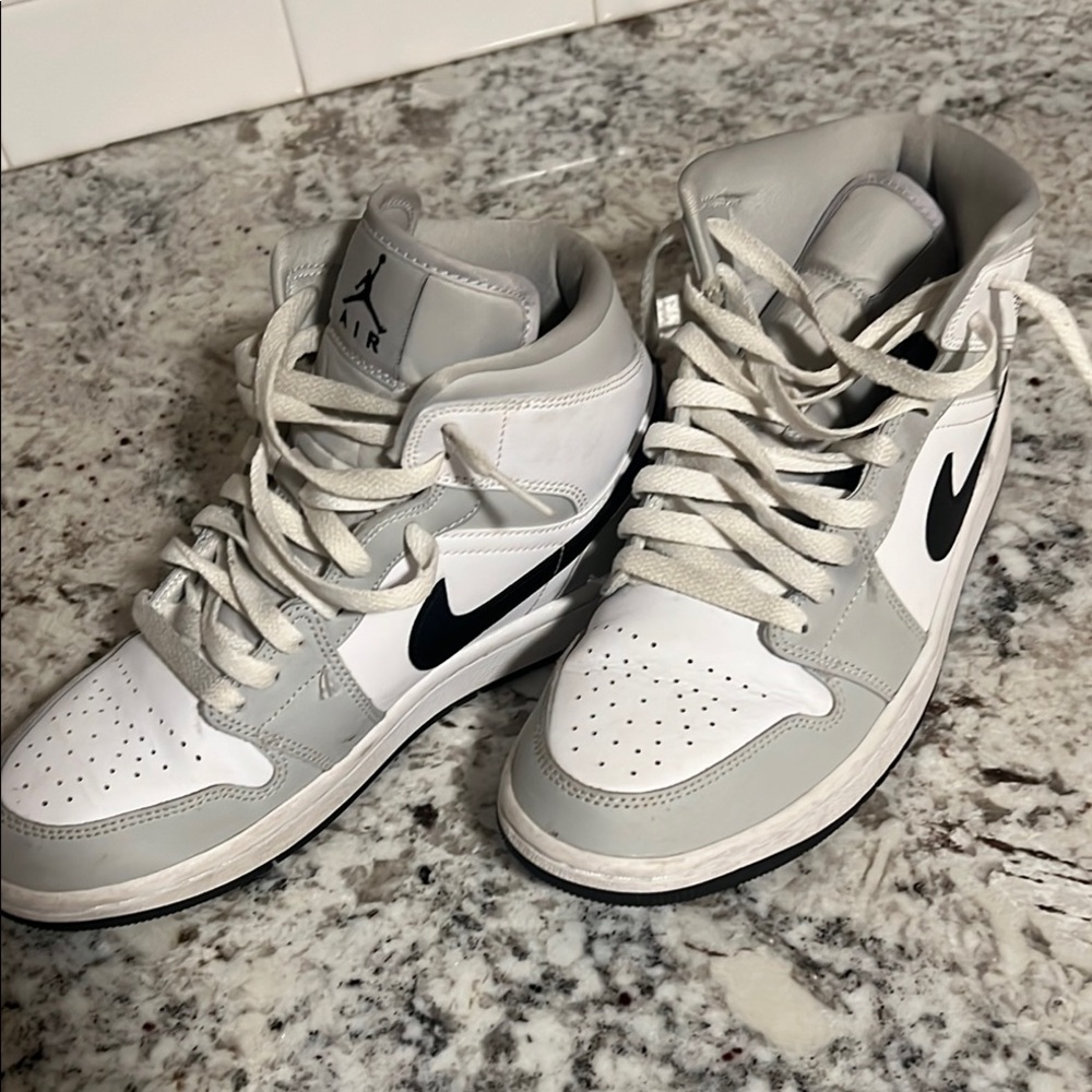 Nike Air Jordan High-Top Sneakers - White and Gray